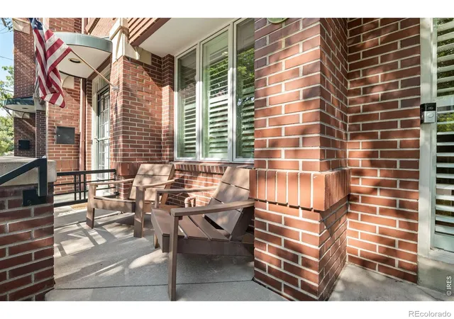 Photo 2 of Townhouse for sale at 6 S Monroe St, Denver, CO 80209 | MLS# IR1063482 | Listing updated on 2026-09-13