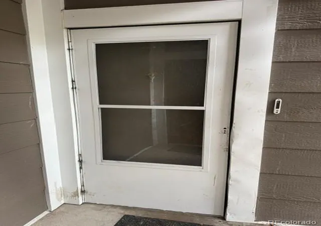 3rd image of 18093 E Ohio Ave, Aurora, CO 80017