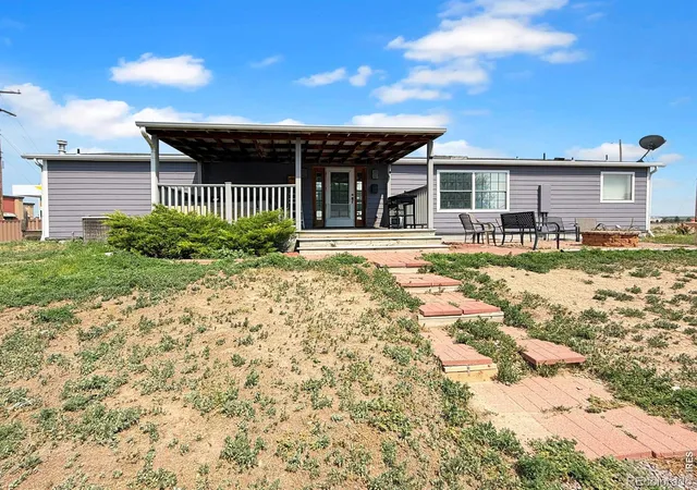 Homes for sale in Sterling, CO | 1916 S 5th Ave, Sterling, CO 80751 | MLS# IR1063490