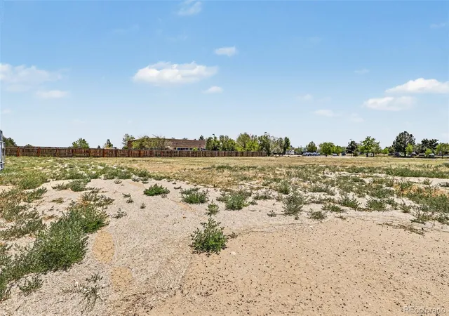 3rd image of E Centretech Pkwy, Aurora, CO 80011 | MLS# 8973796