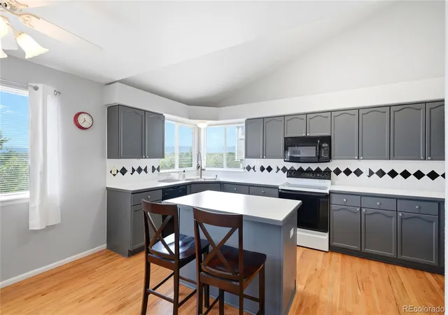 4th image of 6048 W Ida Dr, Littleton, CO 80123 | MLS# 6014336