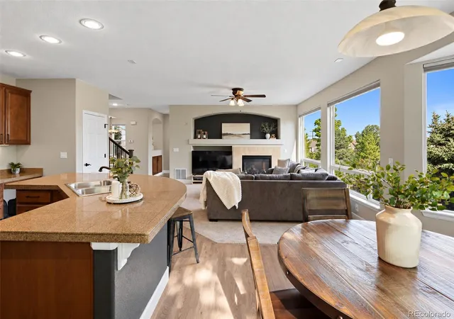 Photo 2 of Single family home for sale at 652 Cinnabar Ln, Castle Rock, CO 80108 | MLS# 9095304 | Listing updated on 2026-09-25