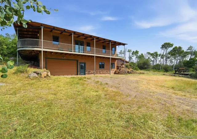 Photo 3 of Single family home for sale at 531 Buck Point Dr, Carbondale, CO 81623 | MLS# 2340076 | Listing updated on 2026-07-20