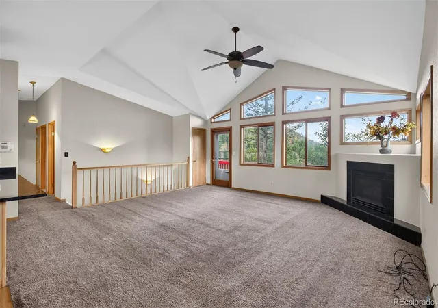 4th image of 10176 Crest View Dr, Morrison, CO 80465 | MLS# 8840756