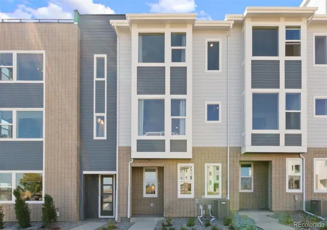 1st image of 14219 Currant St, Broomfield, CO 80020 | MLS# 3970438