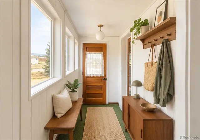 Photo 4 of Single family home for sale at 215 Elm St, Leadville, CO 80461 | MLS# 5296173 | Listing updated on 2026-09-23