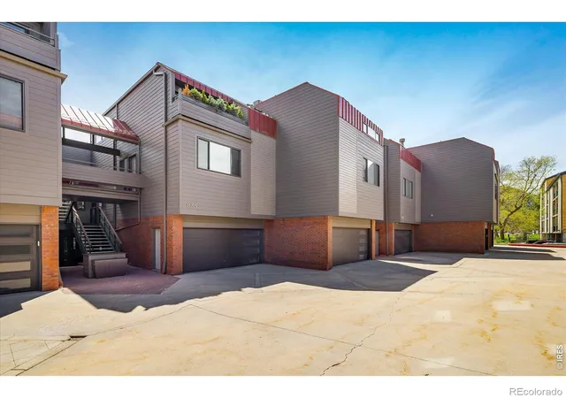 2nd image of 836 Walnut St #B, Boulder, CO 80302 | MLS# IR1063514