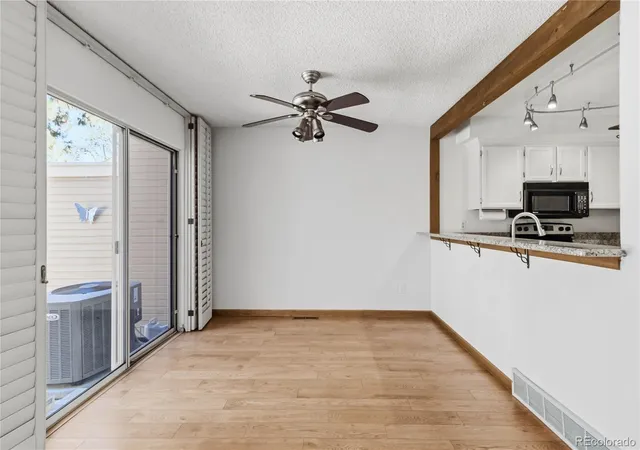 3rd image of 14209 E Quinn Cir, Aurora, CO 80015 | MLS# 2071046