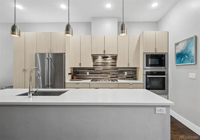 4th image of 2147 N Downing St, Denver, CO 80205 | MLS# 3834262