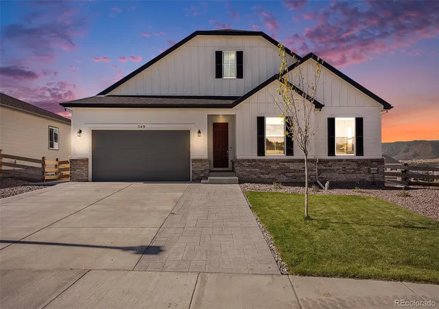 Photo 4 of Single family home for sale at 549 Old Grotto Dr, Monument, CO 80132 | MLS# 8300554 | Listing updated on 2026-08-27