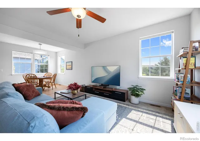 Homes for sale in Lafayette, CO | 121 Casper Dr, Lafayette, CO 80026 | MLS# IR1063540