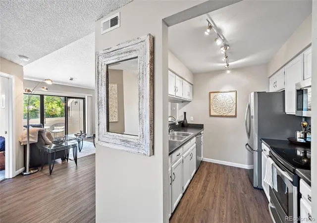 2nd image of 3600 S Pierce St, Lakewood, CO 80235