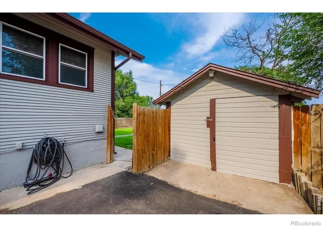Photo 5 of Single family home for sale at 104 S Kathleen Ave, Milliken, CO 80543 | MLS# IR1063550 | Listing updated on 2026-08-24