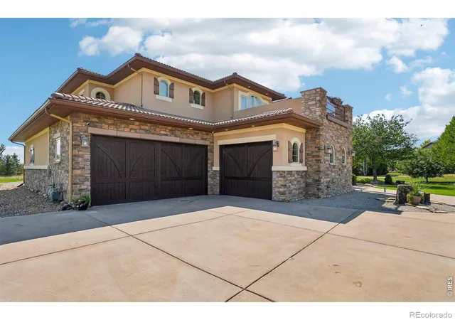Photo 3 of Single family home for sale at 1030 Berthoud Peak Dr, Berthoud, CO 80513 | MLS# IR1063575 | Listing updated on 2026-09-29