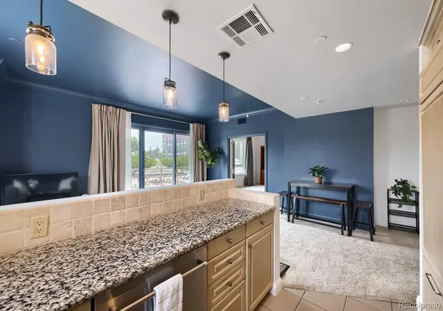 5th image of 400 E 3Rd Ave #205, Denver, CO 80203 | MLS# 4425362