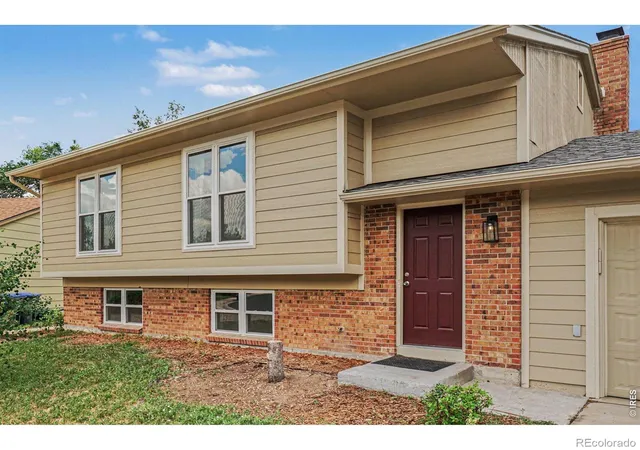 Homes for sale in Lafayette, CO | 911 Harrison Dr, Lafayette, CO 80026 | MLS# IR1063583