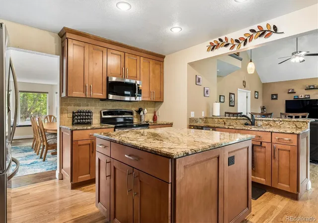 2nd image of 9675 Red Oakes Pl, Highlands Ranch, CO 80126 | MLS# 4870954