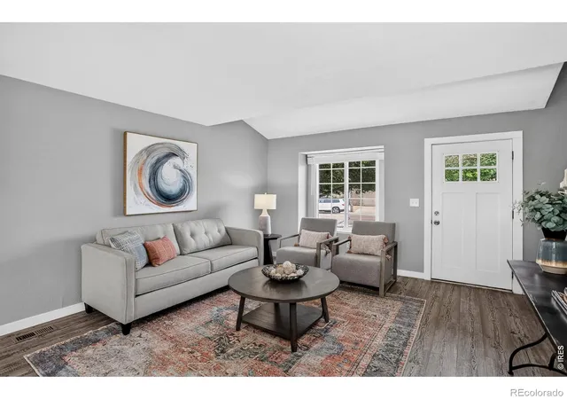 3rd image of 1549 Feltham Pl, Longmont, CO 80501 | MLS# IR1063595