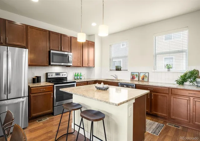 3rd image of 624 E Hinsdale Ave, Littleton, CO 80122 | MLS# 4492083