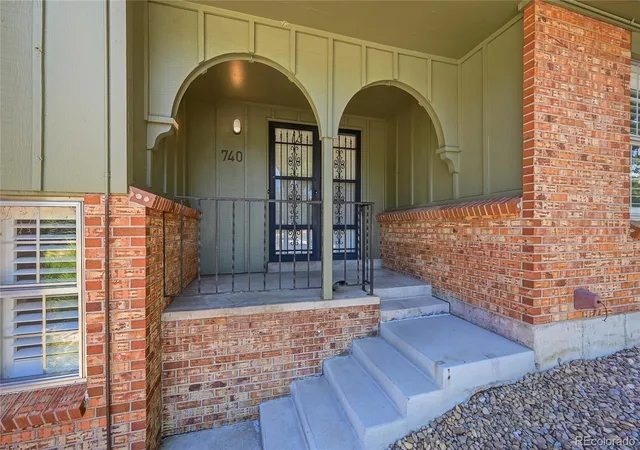 4th image of 740 S Kline Wy, Lakewood, CO 80226 | MLS# 7651604