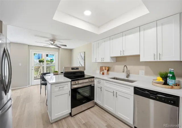 2nd image of 3085 S Macon Cir, Aurora, CO 80014 | MLS# 8333222