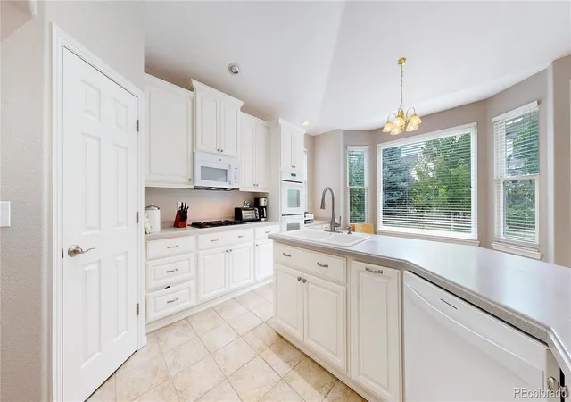 2nd image of 22132 E Quarto Pl, Aurora, CO 80016 | MLS# 3843426