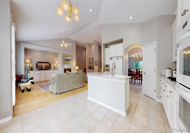 Photo 4 of Sale Pending at 22132 E Quarto Pl, Aurora, CO 80016 | MLS# 3843426 | Listing updated on 2026-09-01