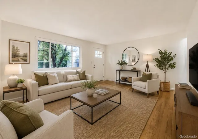 Photo 4 of Single family home for sale at 907 Newton St, Denver, CO 80204 | MLS# 5018732 | Listing updated on 2026-08-21