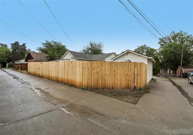 Homes for sale in Denver, CO | 4631 N Clay St, Denver, CO 80211 | MLS# 4821877