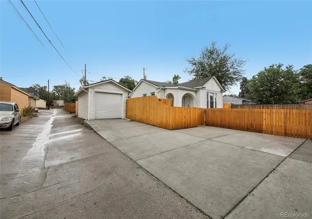 Homes for sale in Denver, CO | 4631 N Clay St, Denver, CO 80211 | MLS# 4821877