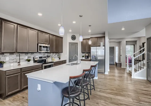 3rd image of 24198 E Kentucky Pl, Aurora, CO 80018 | MLS# 5185131