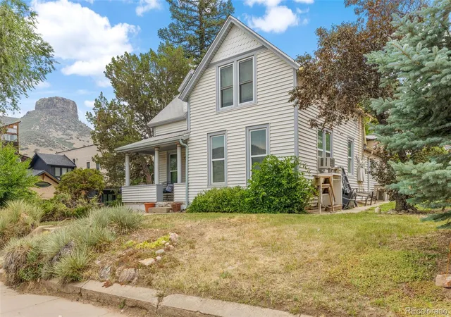 Homes for sale in Golden, CO | 701 14th St, Golden, CO 80401 | MLS# 3544817