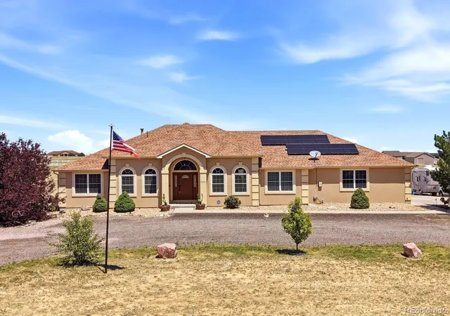 3rd image of 38087 E 147Th Pl, Keenesburg, CO 80643 | MLS# 6381145