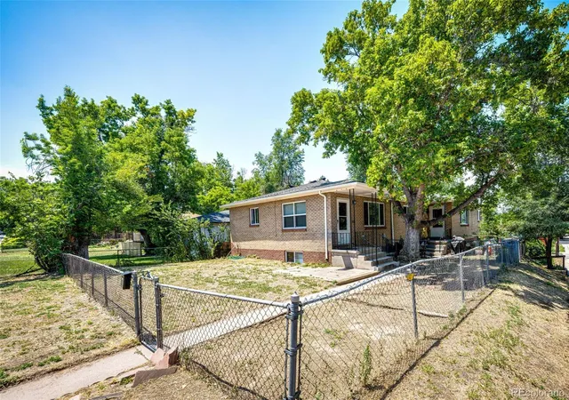 1st image of 110 W Princeton Ave, Englewood, CO 80110 | MLS# 4379783
