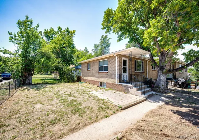 4th image of 110 W Princeton Ave, Englewood, CO 80110 | MLS# 4379783