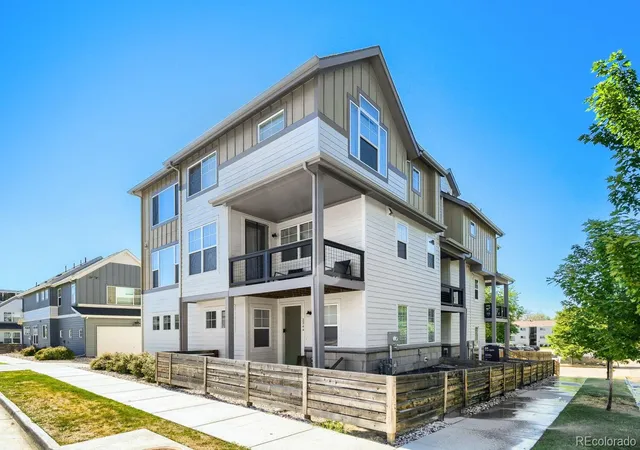 3rd image of 2844 Kendall St, Edgewater, CO 80214 | MLS# 3474898
