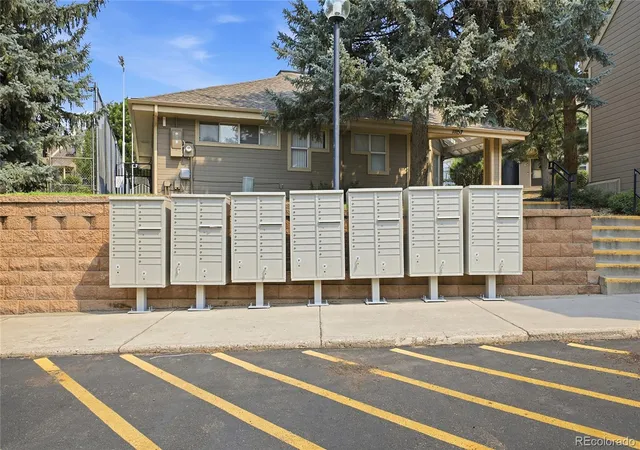 26th image of 11131 W 17th Ave #101, Lakewood, CO 80215 | MLS# 9268695