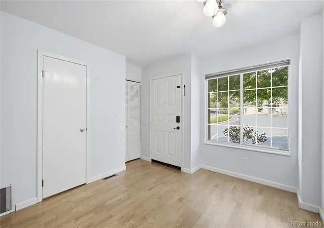 3rd image of 11131 W 17Th Ave #101, Lakewood, CO 80215 | MLS# 9268695