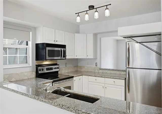 5th image of 11131 W 17Th Ave #101, Lakewood, CO 80215 | MLS# 9268695