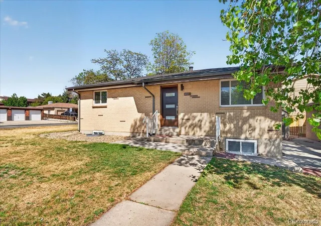 Photo 3 of House for sale at 9030 Elm Ct, Denver, CO 80260 | MLS# 5690882 | Listing updated on 2026-08-02