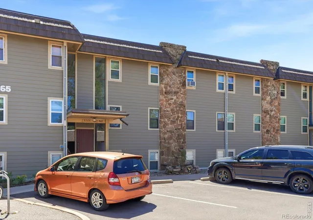 Homes for sale in Boulder, CO | 3365 Chisholm Trl #302, Boulder, CO 80301 | MLS# IR1063644