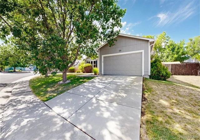 Homes for sale in Centennial, CO | 5741 S Quemoy Cir, Centennial, CO 80015 | MLS# 5038418