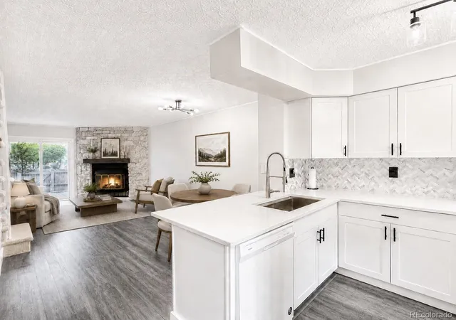 Photo 2 of Sale Pending at 10818 Summerset Way, Parker, CO 80138 | MLS# 3884257 | Listing updated on 2026-09-20