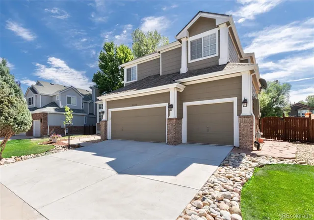 Photo 3 of Single family home for sale at 10548 Oakmoor Ln, Parker, CO 80134 | MLS# 1750160 | Listing updated on 2026-10-04