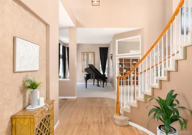 Photo 4 of Single family home for sale at 10548 Oakmoor Ln, Parker, CO 80134 | MLS# 1750160 | Listing updated on 2026-10-04