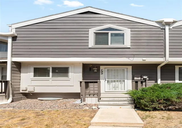 Photo 2 of Townhouse for sale at 6545 W 84th Way #122, Arvada, CO 80003 | MLS# 4417596 | Listing updated on 2026-09-21