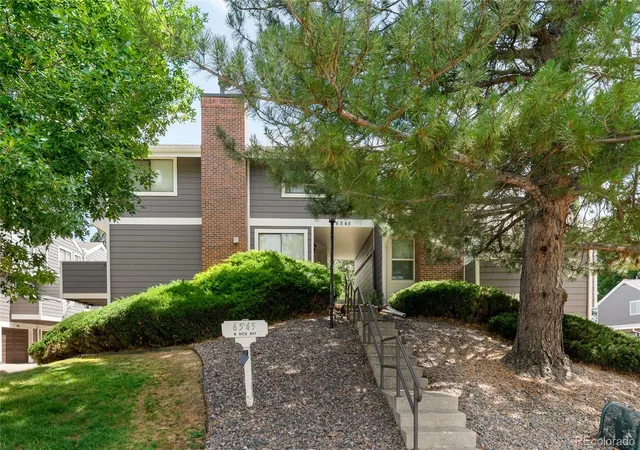 Photo 3 of Townhouse for sale at 6545 W 84th Way #122, Arvada, CO 80003 | MLS# 4417596 | Listing updated on 2026-09-21