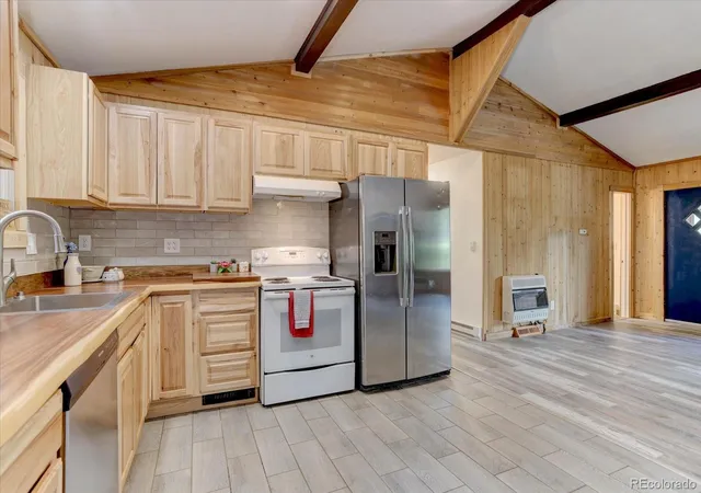 Photo 3 of Single family home for sale at 8226 S Brk Forest Rd, Evergreen, CO 80439 | MLS# 7233288 | Listing updated on 2026-10-07
