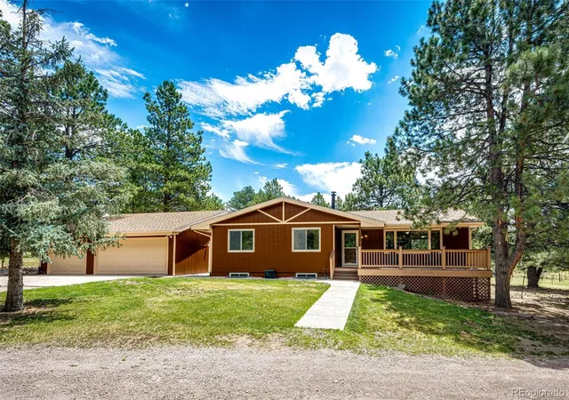 Homes for sale in Elizabeth, CO | 33802 Meadowlark Dr, Elizabeth, CO 80107 | MLS# 1697443