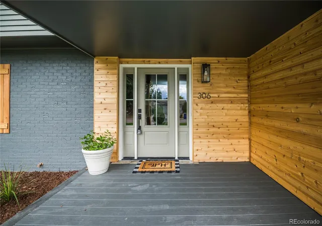 2nd image of 306 E Maplewood Ave, Centennial, CO 80121 | MLS# 7119293